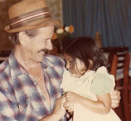  Tinsel Korey's Childhood Picture With Her Father